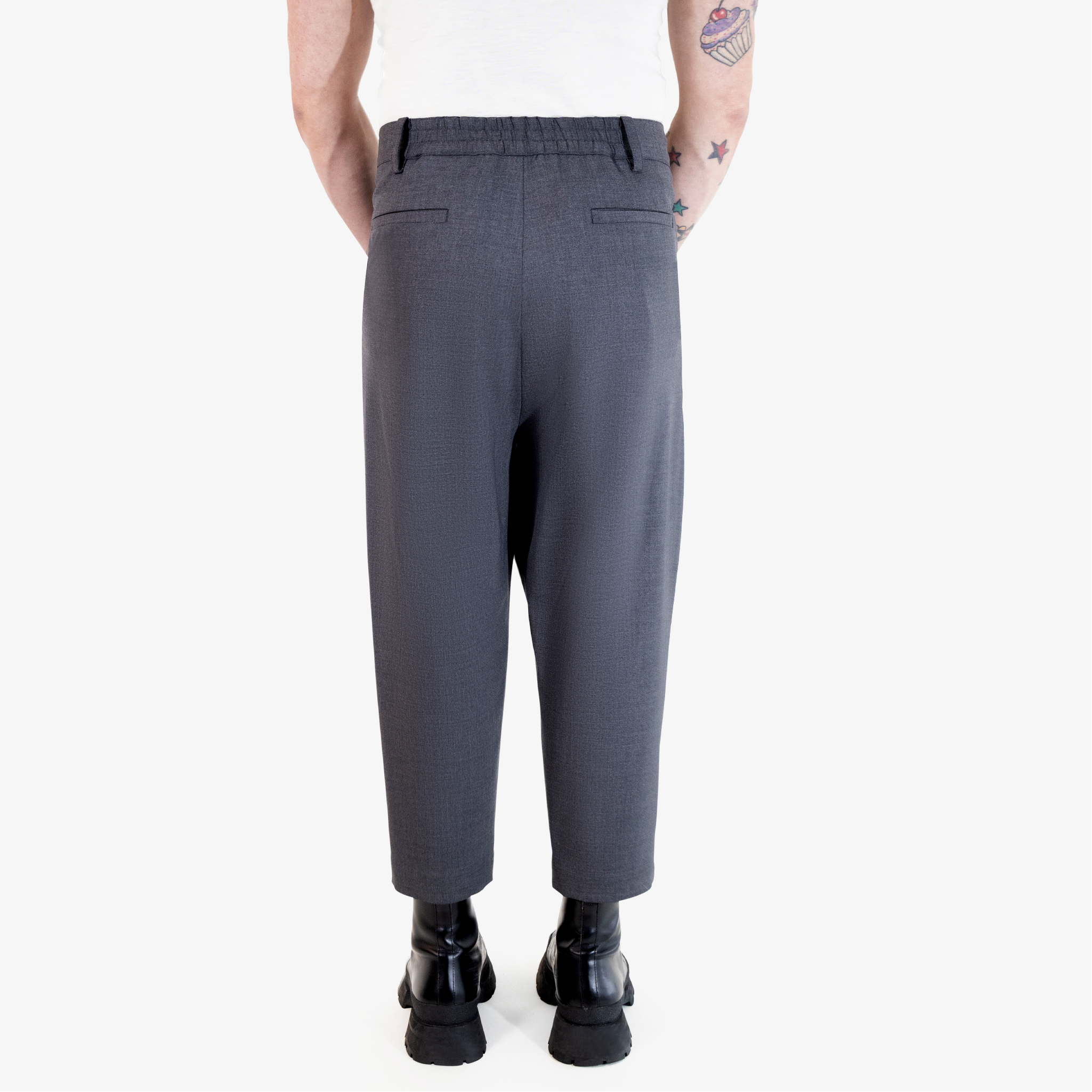 Tapered Leg Wool Pleated Pant